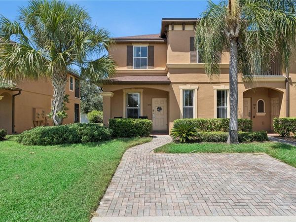 570 CALABRIA AVENUE , DAVENPORT, FL 33897