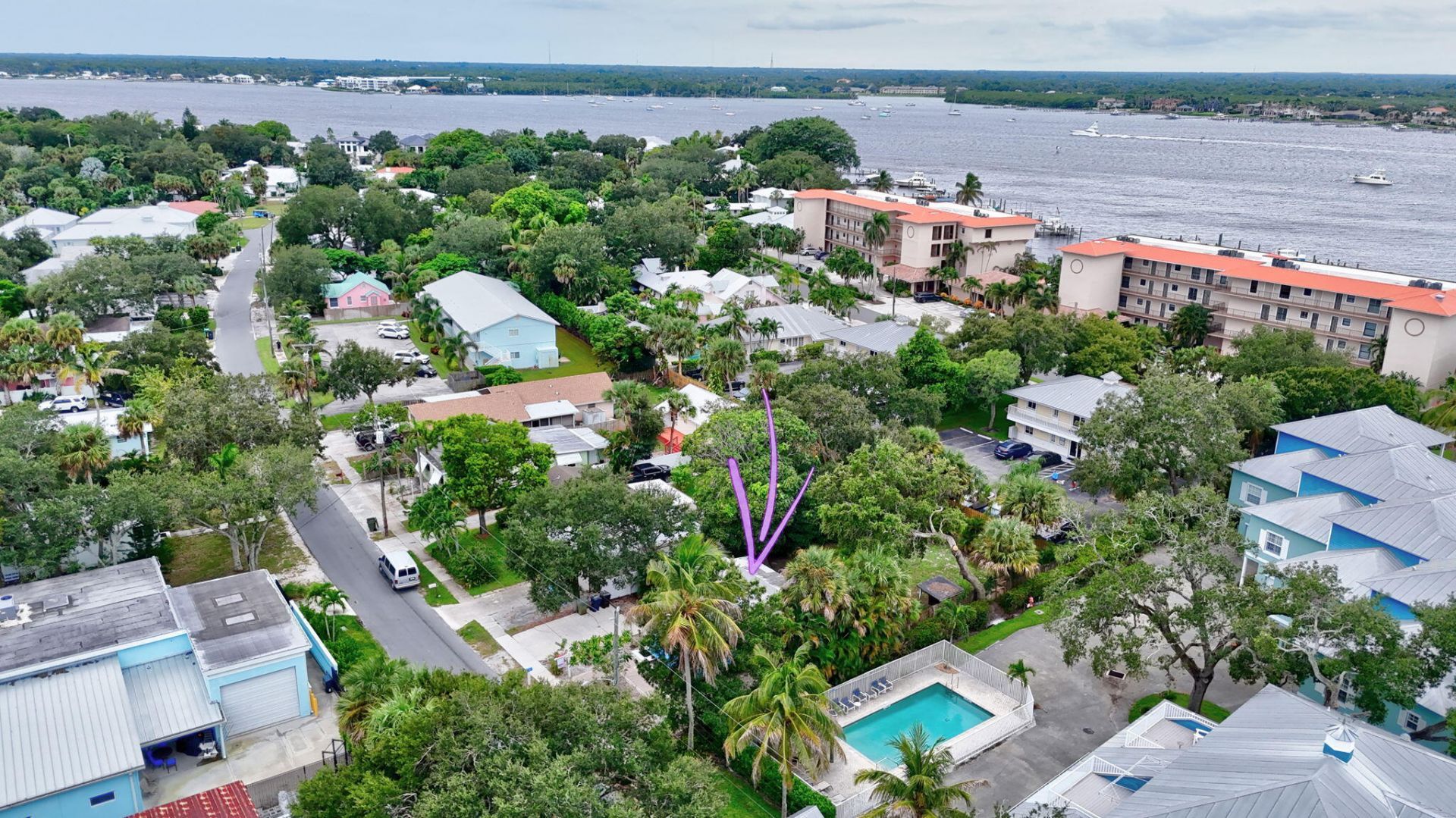 616 SW Cleveland Avenue, Stuart, FL 34994 Photo