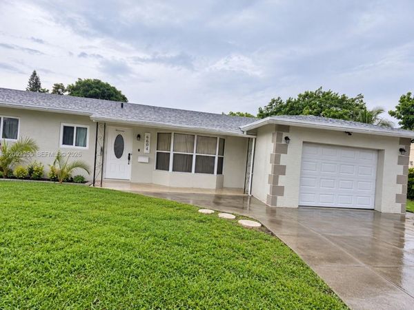 6604 Boulevard Of Champions , North Lauderdale, FL 33068