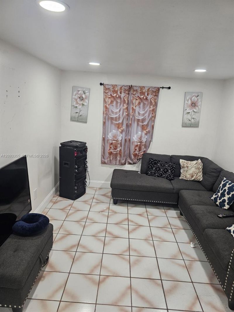 6604 Boulevard Of Champions , North Lauderdale, FL 33068 Photo