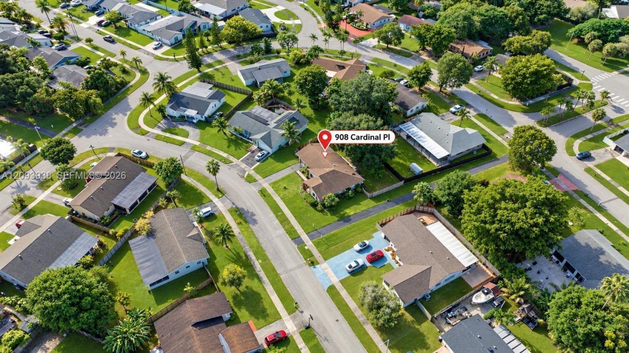 908 Cardinal Pl, Homestead, FL 33035 Photo