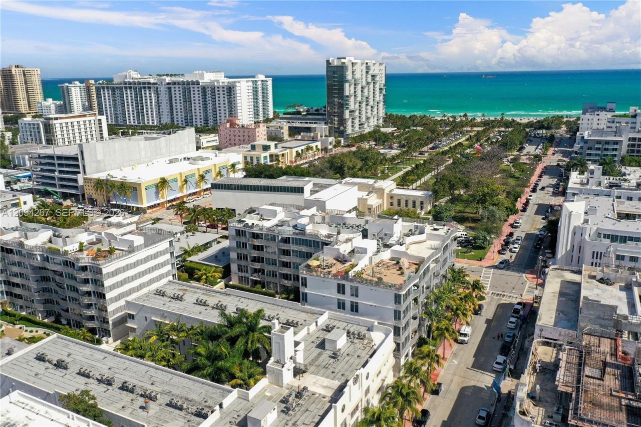 2100 Park Ave , Unit 310, Miami Beach, FL 33139 Photo