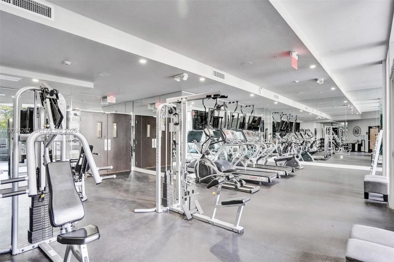 2100 Park Ave , Unit 310, Miami Beach, FL 33139 Photo