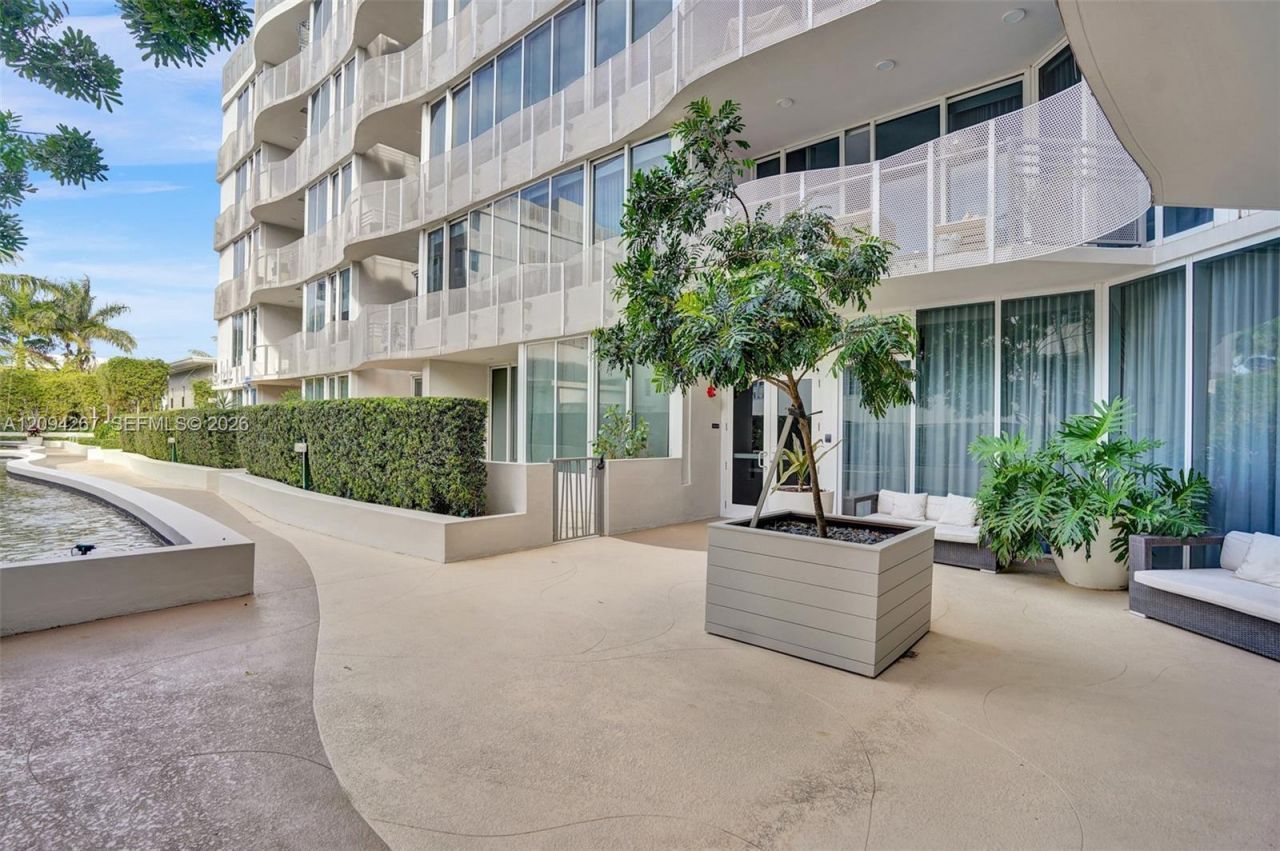 2100 Park Ave , Unit 310, Miami Beach, FL 33139 Photo