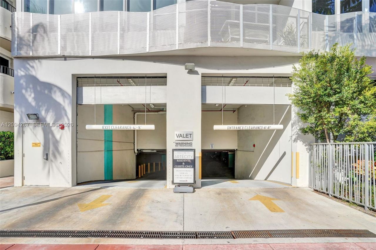 2100 Park Ave , Unit 310, Miami Beach, FL 33139 Photo
