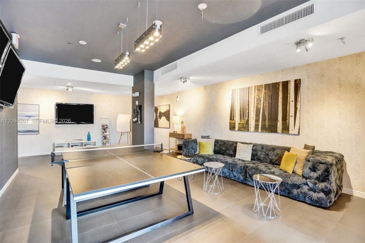 2100 Park Ave , Unit 310, Miami Beach, FL 33139 Photo
