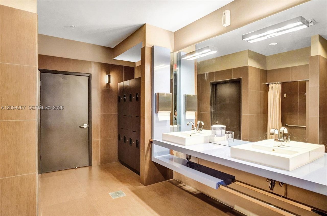2100 Park Ave , Unit 310, Miami Beach, FL 33139 Photo