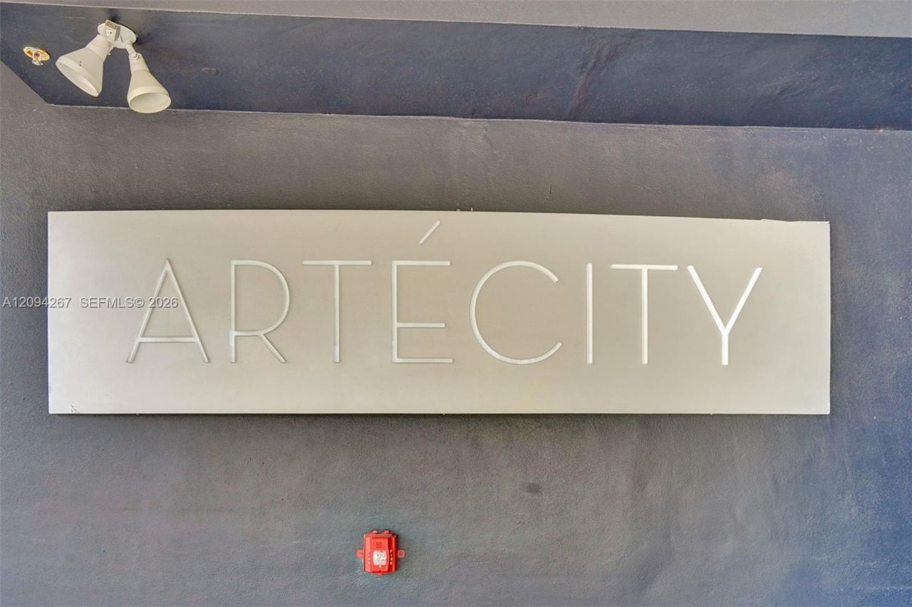 2100 Park Ave , Unit 310, Miami Beach, FL 33139 Photo