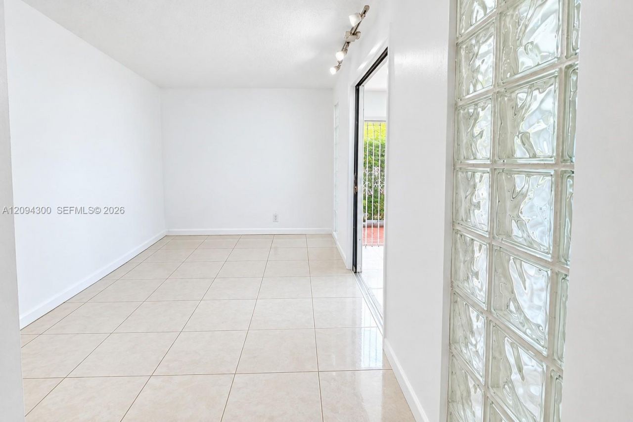 8315 SW 72nd Ave , Unit 104B, Miami, FL 33143 Photo