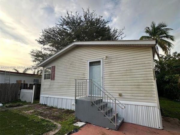 21631 NW 8th Ct , Unit H, Pembroke Pines, FL 33029