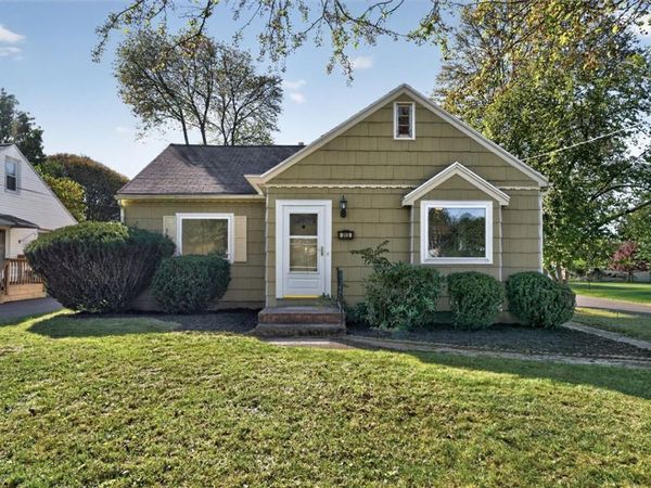 313 Washington Ave , Irondequoit, NY 14617