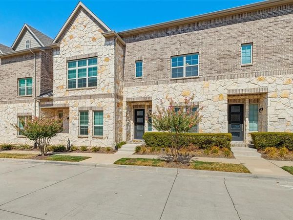 2917 Troutt Drive, Carrollton, TX 75010