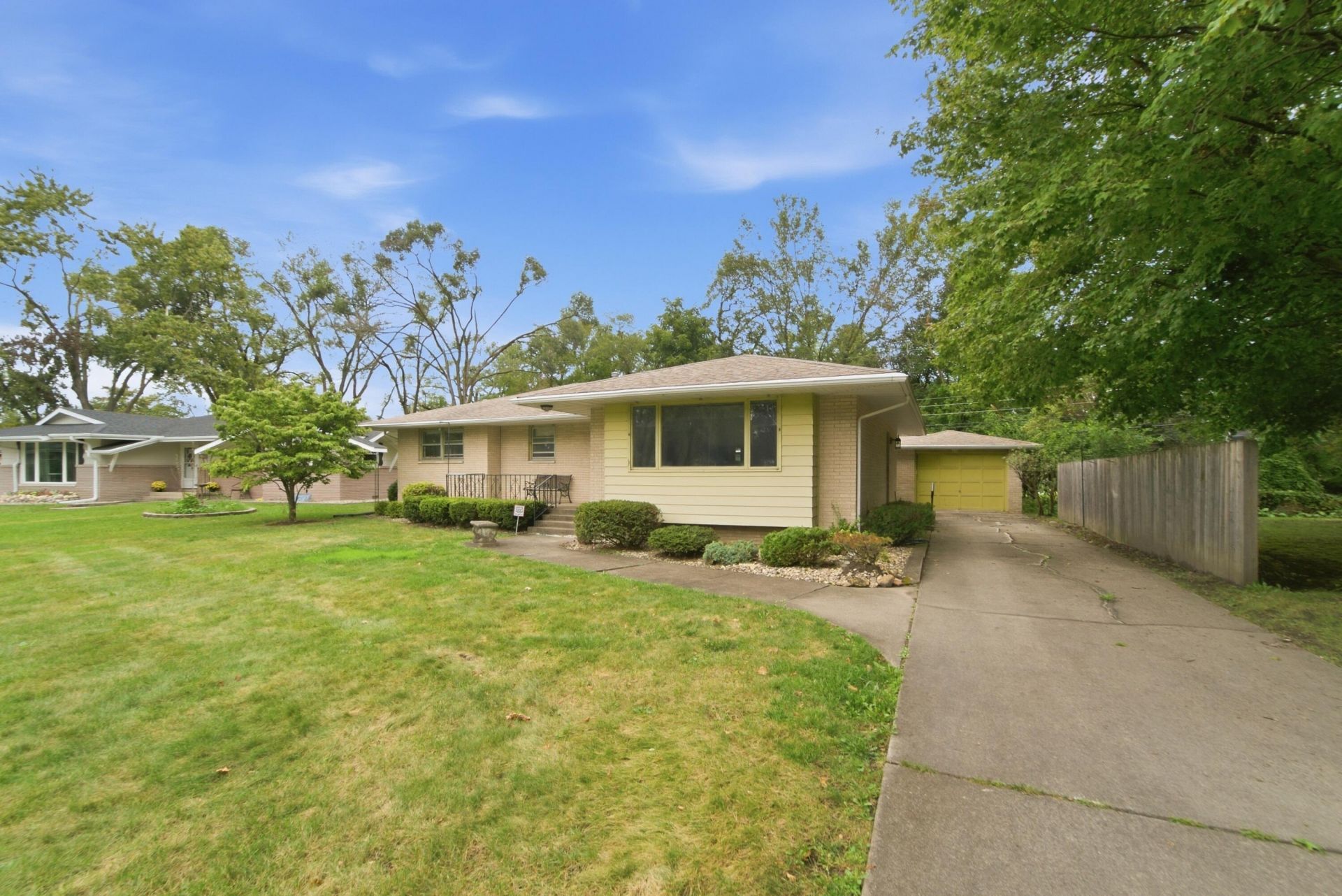 2248 W 57th Place, Merrillville, IN 46410 Main Photo