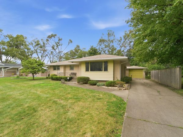 2248 W 57th Place , Merrillville, IN 46410