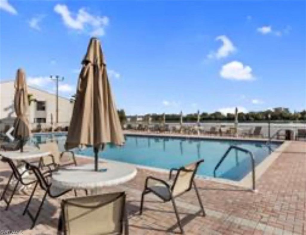 9930 Sailview Ct, Unit 15, Fort Myers, FL 33905 Photo