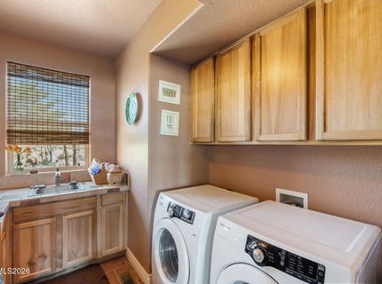 100 Antelope Valley Court, Reno, NV 89506 Photo