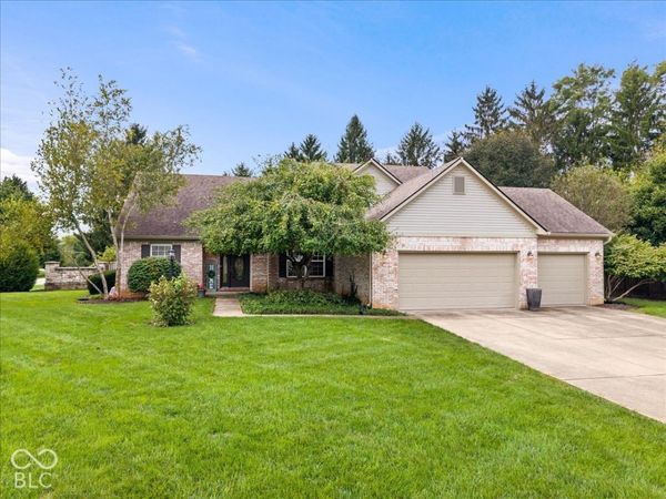 3015 Kindiwa Court , Carmel, IN 46033