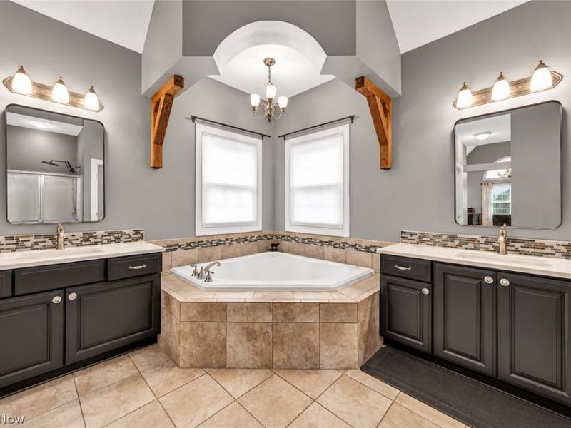 17400 Creekside Street, Lagrange, OH 44050 Photo 12