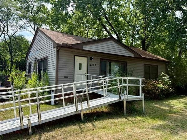 2205 Brookview Drive, Brooklyn Center, MN 55430