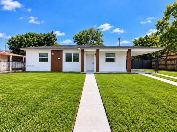 3510 NW 82nd St , Miami, FL 33147