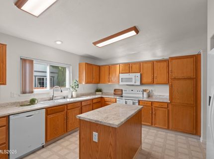 6904 Brahms Drive, Sun Valley, NV 89433 Photo