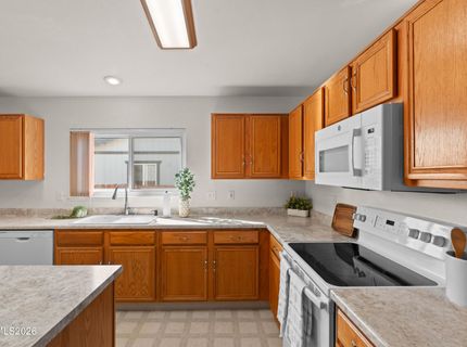 6904 Brahms Drive, Sun Valley, NV 89433 Photo