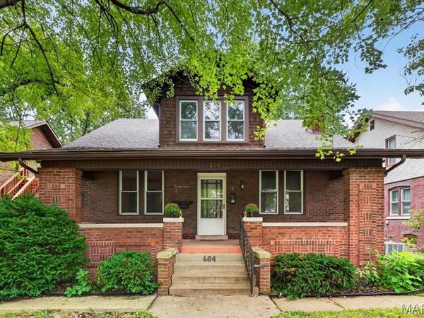 604 Sycamore Street , Belleville, IL 62220