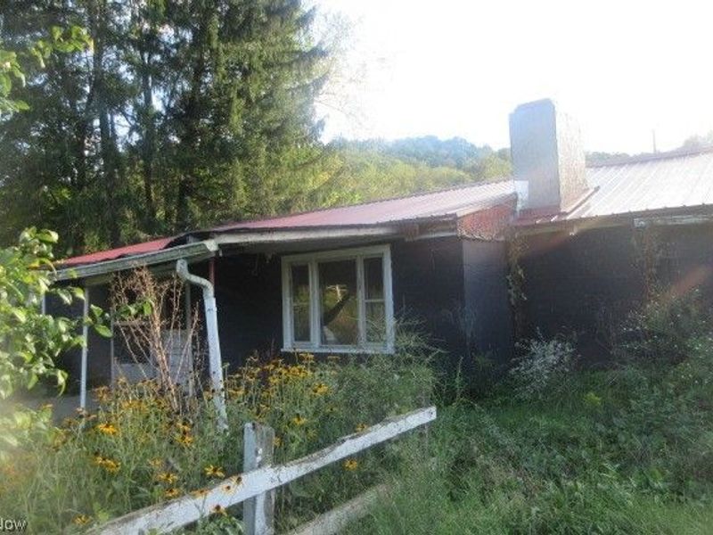 4308 Flat Road SE, Uhrichsville, OH 44683 Photo 4