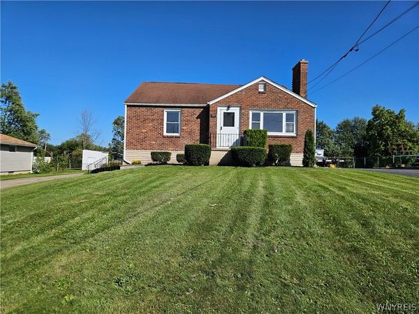 727 Sweet Home Road , Buffalo, NY 14226