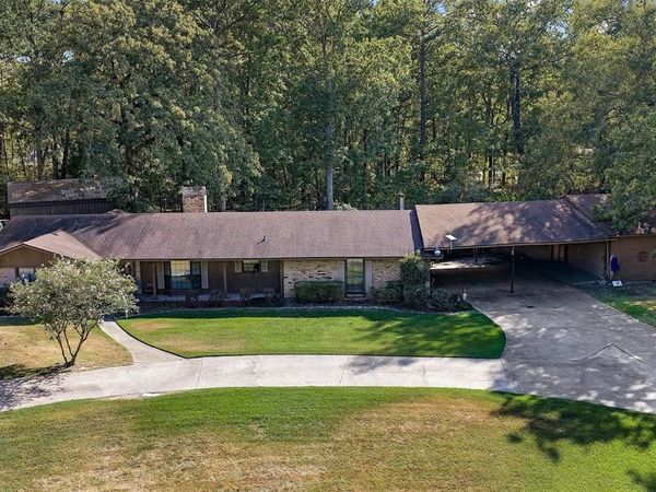8915 Blanchard Latex Road, Mooringsport, LA 71060