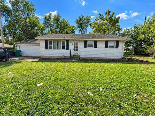 7929 Whitcomb Street , Merrillville, IN 46410
