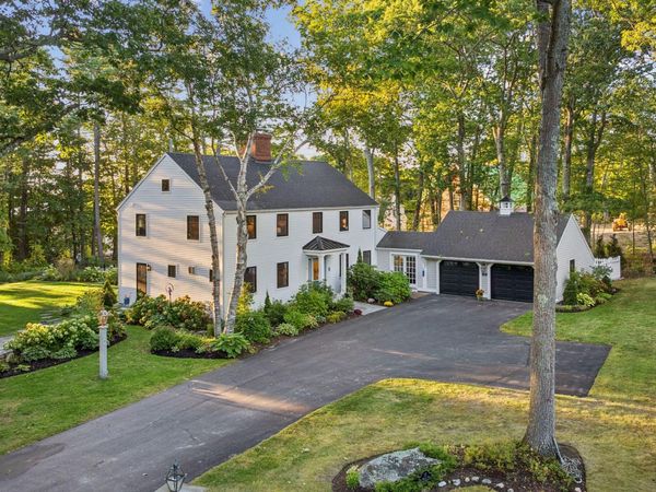 13 Ole Musket Road, Cumberland, ME 04110