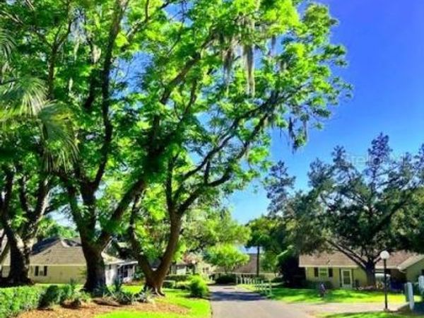 1034 VILLA LN LANE , Unit 18, APOPKA, FL 32712