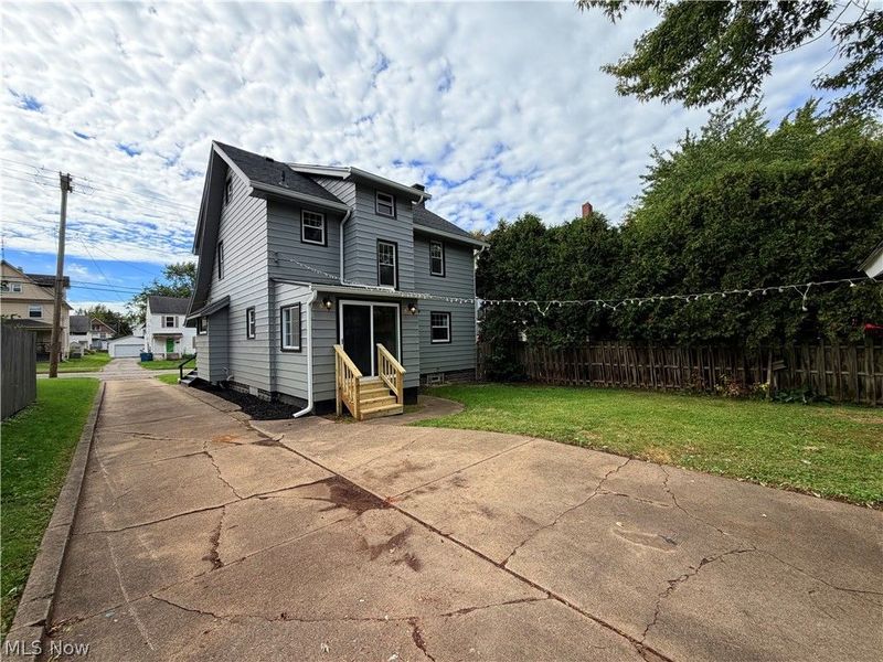 252 E Kline Street, Girard, OH 44420 Photo 13