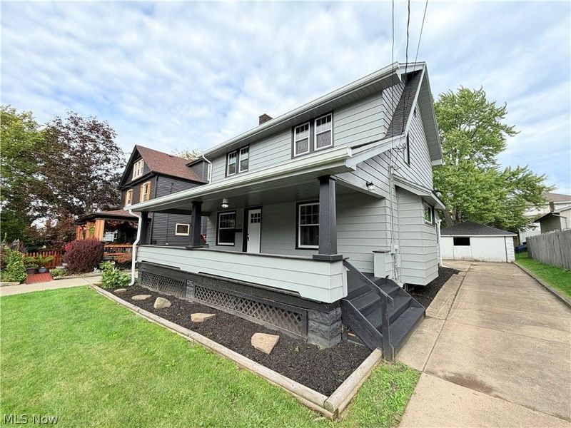 252 E Kline Street, Girard, OH 44420 Photo 2