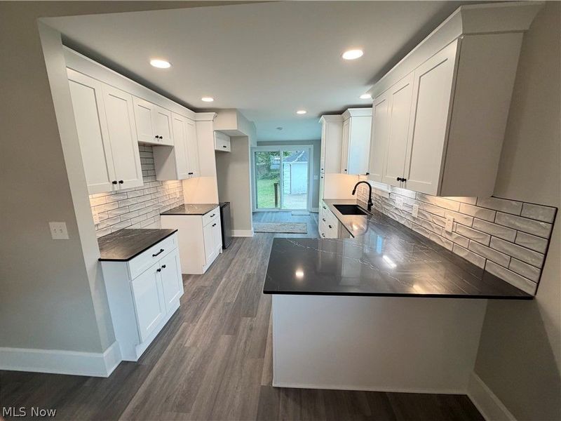 252 E Kline Street, Girard, OH 44420 Photo 7