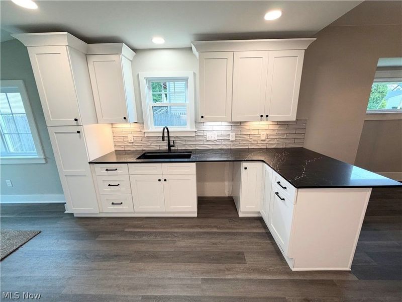 252 E Kline Street, Girard, OH 44420 Photo 8