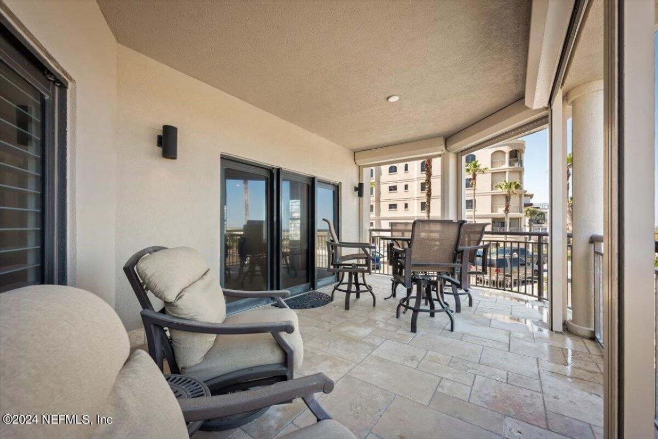405 1st Street S, Unit 211, Jacksonville Beach, FL 32250 Photo