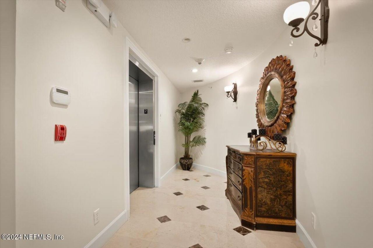 405 1st Street S, Unit 211, Jacksonville Beach, FL 32250 Photo