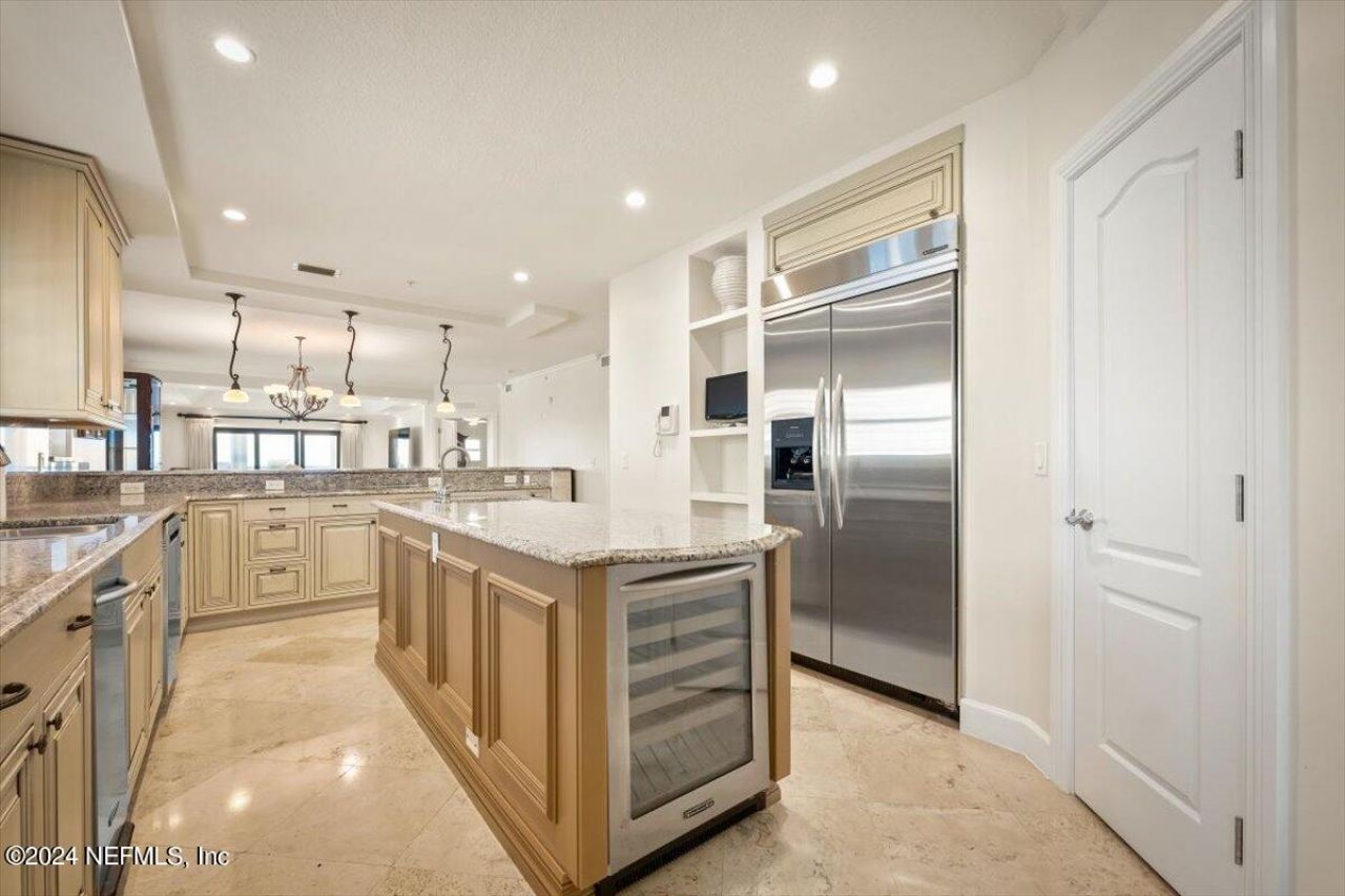405 1st Street S, Unit 211, Jacksonville Beach, FL 32250 Photo
