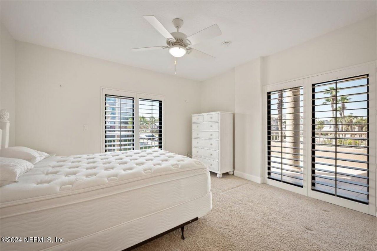 405 1st Street S, Unit 211, Jacksonville Beach, FL 32250 Photo