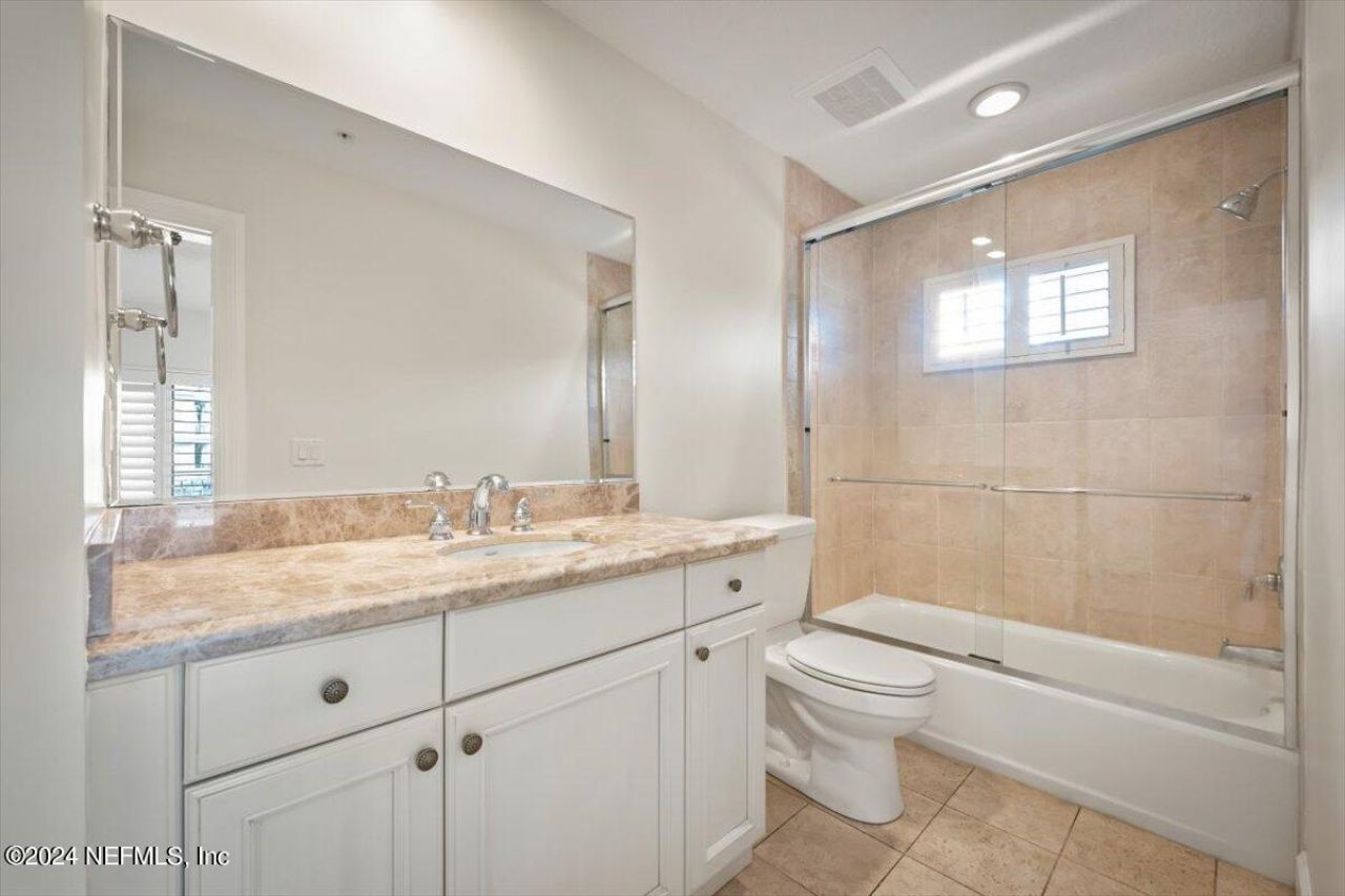 405 1st Street S, Unit 211, Jacksonville Beach, FL 32250 Photo