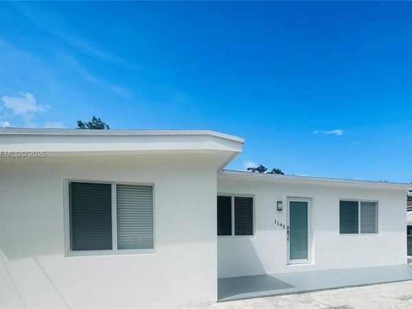 1145 NW 25th St , Miami, FL 33127