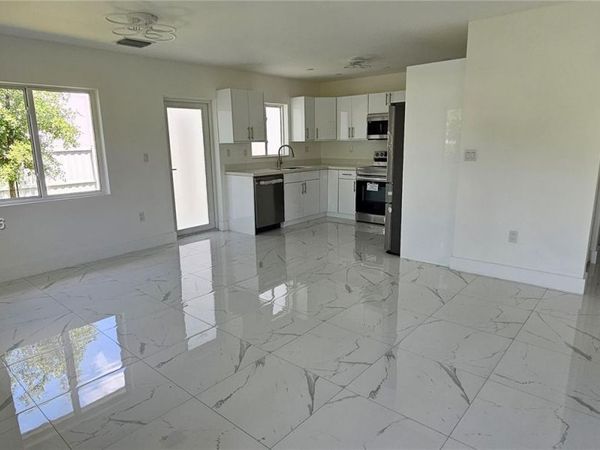 231 & 233 NW 3rd Ave , Unit 231 & 2333, Florida City, FL 33034