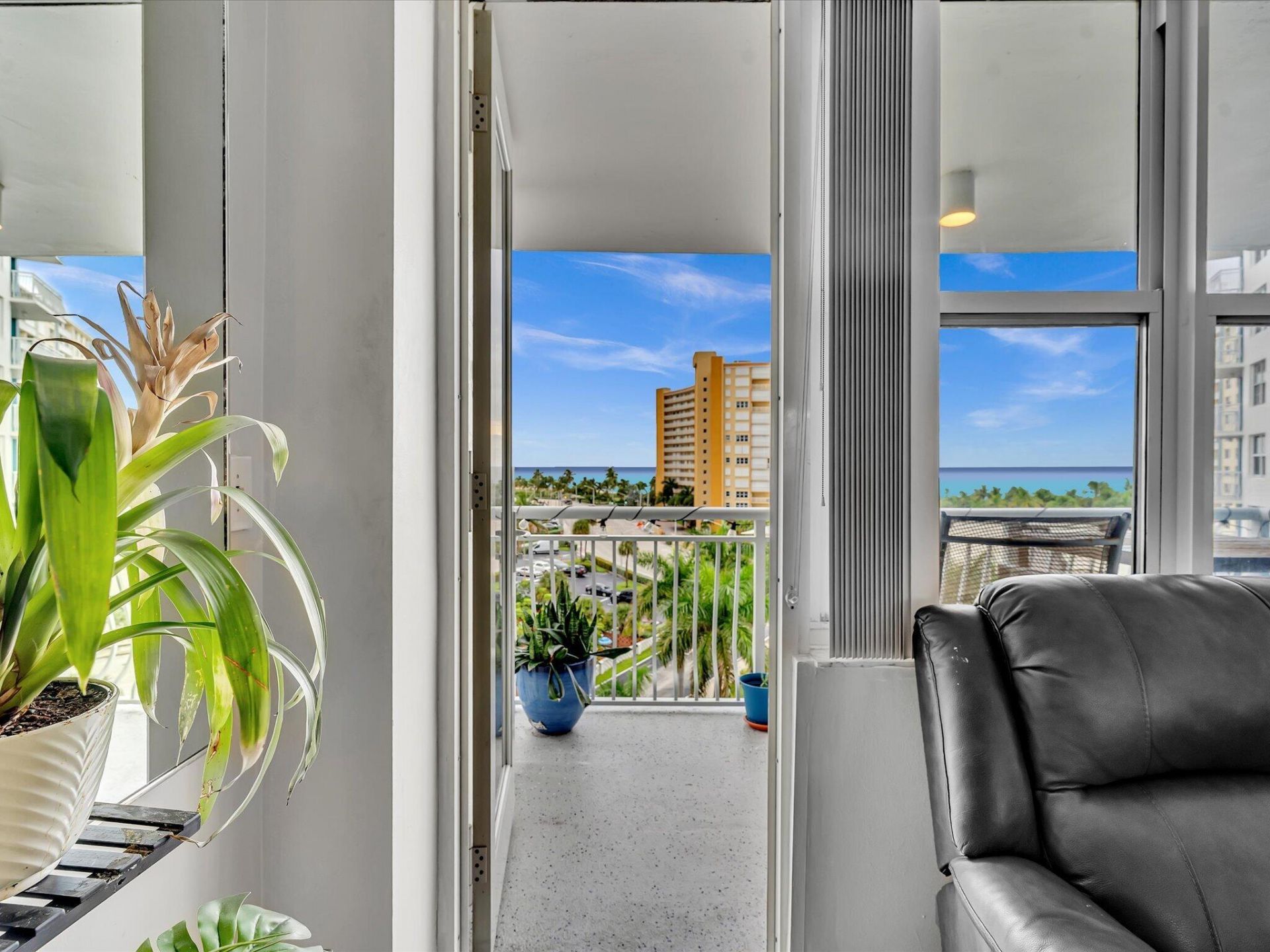 301 N Ocean Boulevard, Unit 709, Pompano Beach, FL 33062 Photo