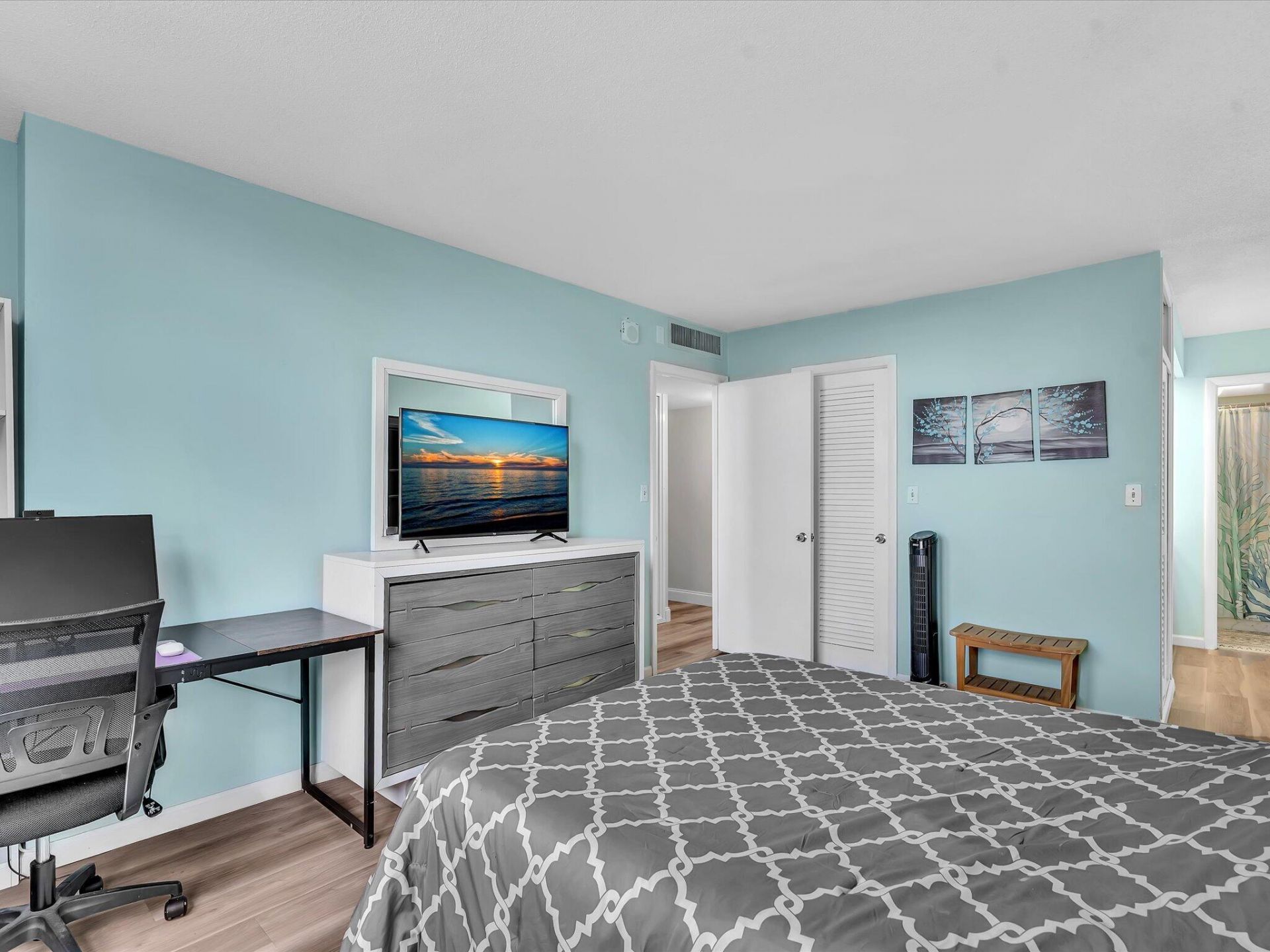 301 N Ocean Boulevard, Unit 709, Pompano Beach, FL 33062 Photo
