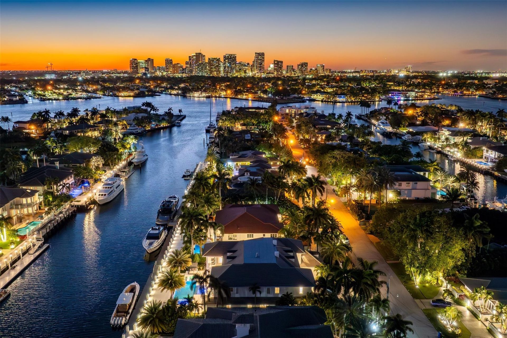 2520 Del Lago Drive, Fort Lauderdale, FL 33316 Photo