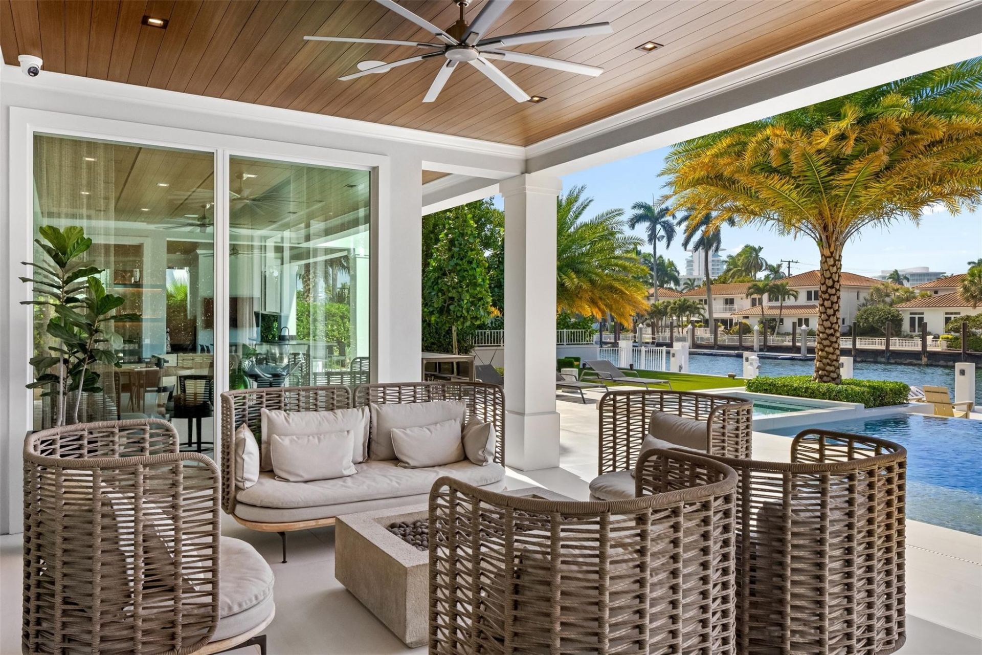 2520 Del Lago Drive, Fort Lauderdale, FL 33316 Photo