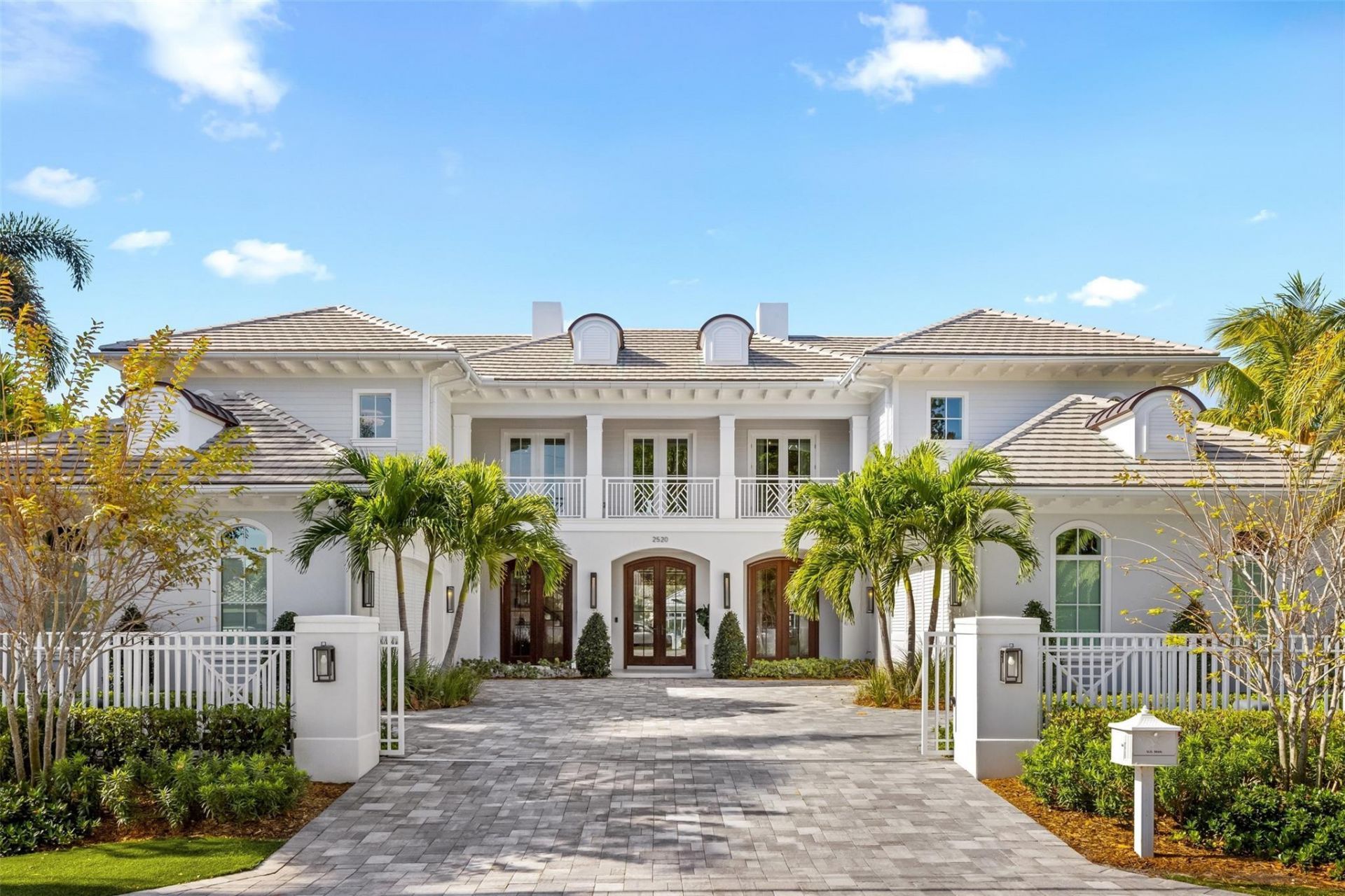 2520 Del Lago Drive, Fort Lauderdale, FL 33316 Photo