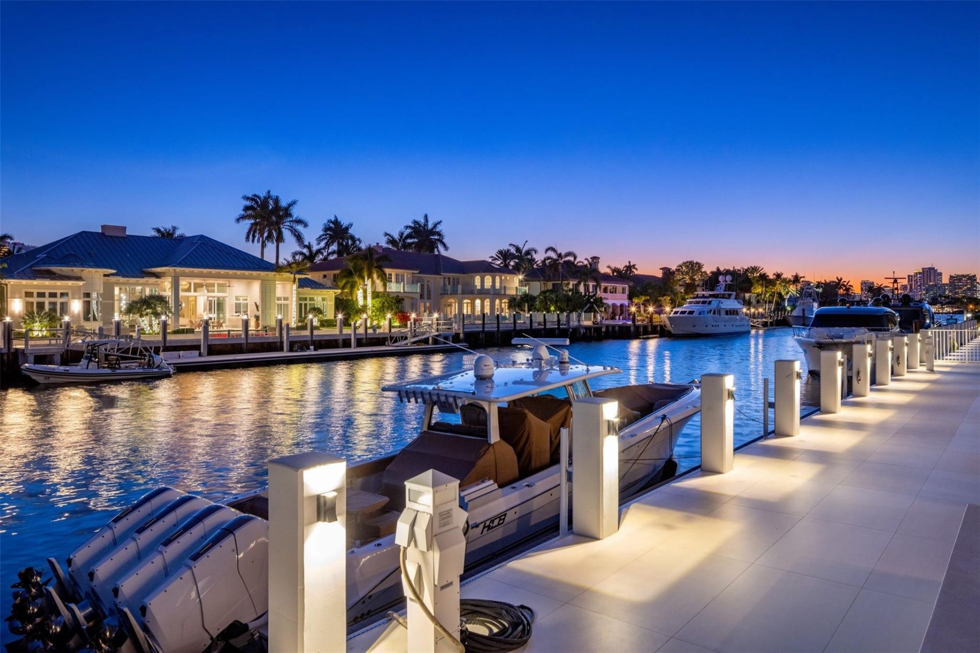 2520 Del Lago Drive, Fort Lauderdale, FL 33316 Photo